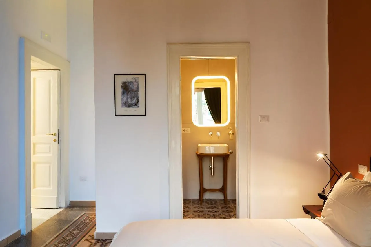 Bed & Breakfast Suite Casa Fanzago Napoli